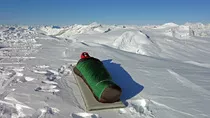 Marcus Baranow using Xero half bag in Wapta Icefields, Canada. Temps were -20C at this open air camp.